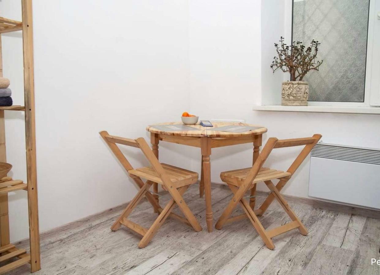 Uspenskaya 54/Ekaterinenskaya In The City Center Apartment Одеса Екстериор снимка